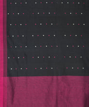 Load image into Gallery viewer, Classic Bengali Jamdani Saree