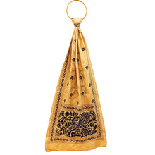 Load image into Gallery viewer, Beige Colour Base Kantha Stitched Stole