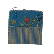 Load image into Gallery viewer, Blue Flower Design Jewellery Pouch