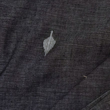 Load image into Gallery viewer, Grey & White Leaf Jamdani Buti Fabric