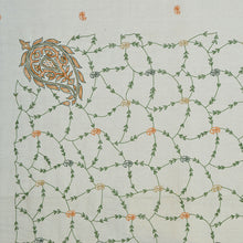 Load image into Gallery viewer, Paisley Vine Kantha Stitched Bedcover