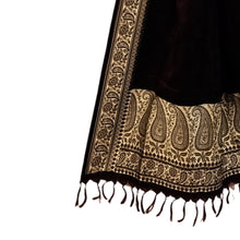 Load image into Gallery viewer, Paisley Border Benarasi Silk Stole