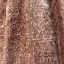 Load image into Gallery viewer, Peach Coloured Benarasi Silk Stole