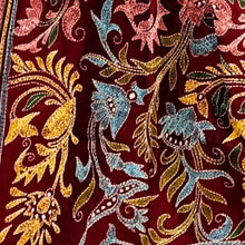 Load image into Gallery viewer, Floral Symphony Stole