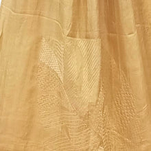 Load image into Gallery viewer, Wave Pattern Kantha Stitched Stole