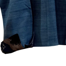 Load image into Gallery viewer, Eri Silk Bottle Green Collar Top