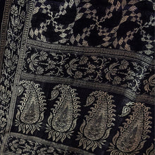 Load image into Gallery viewer, Navy Blue & Sliver Benarasi Stole
