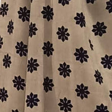 Load image into Gallery viewer, White With Black Flower Printed Stole