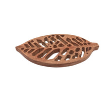 Load image into Gallery viewer, Wooden Leaf Hot Pot Holder-Medium