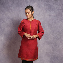 Load image into Gallery viewer, Kantha Embroidered Kurti