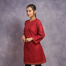 Load image into Gallery viewer, Kantha Embroidered Kurti