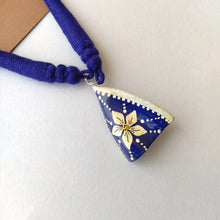 Load image into Gallery viewer, Papier Mache Jewellery Set Earring And Pendant- Blue