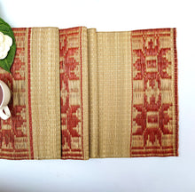 Load image into Gallery viewer, Table Mats With Runner - Set Of 6