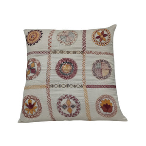 Circle Design Cushion Cover