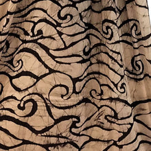 Load image into Gallery viewer, Ivory Tide Batik Stole
