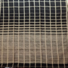 Load image into Gallery viewer, Black &amp; White Checks Saree With Ghicha Anchal

