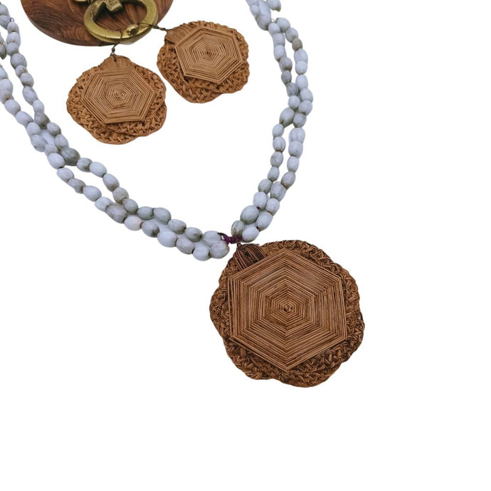 Grey Seeds With Hexagon Pendent Necklace & Earring-Set