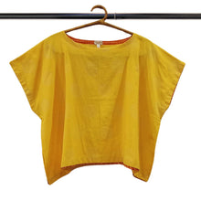Load image into Gallery viewer, Batik Yellow Circle Print Magyar Sleeve Blouse
