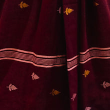 Load image into Gallery viewer, Maroon With White Jamdani Motif Stole
