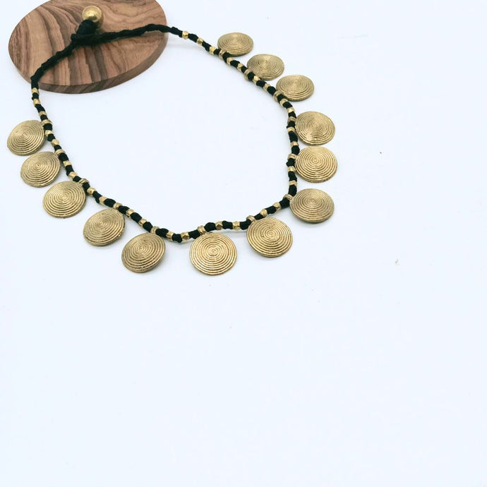 Flat Round Pendent Necklace
